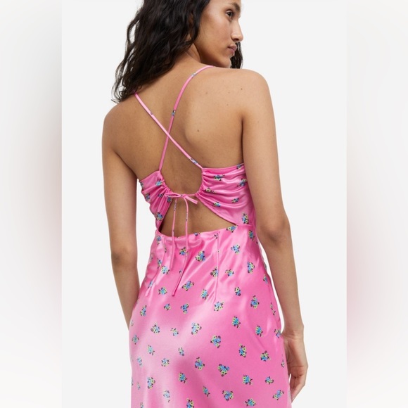 NWT Floral Open Back Satin Midi Dress - Picture 3 of 6